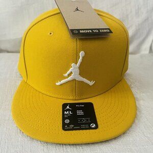 Air Jordan Nike Pro Jumpman MVP Classic Snapback Medium Large Taxi Yellow Hat